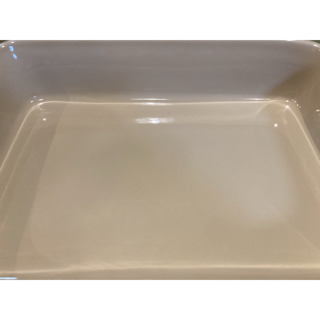 LE CREUSET(ルクルーゼ)の極美品 LE CREUSET Rectangular Bake Dish インテリア/住まい/日用品のキッチン/食器(食器)の商品写真