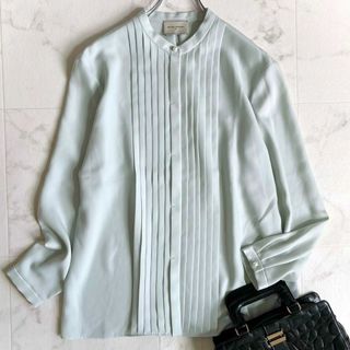 ユナイテッドアローズ(UNITED ARROWS)の美品＊ユナイテッドアローズ パールボタンタックブラウス 定価1.6万円(シャツ/ブラウス(長袖/七分))