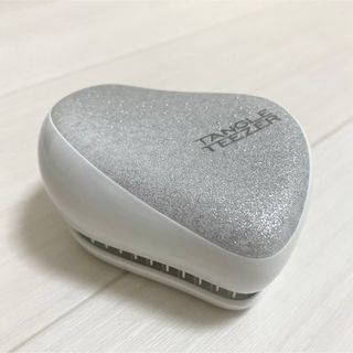 タングルティーザー(タングルティーザー)のTANGLE TEEZER コンパクトスタイラー シルバースパークル(ヘアブラシ/クシ)