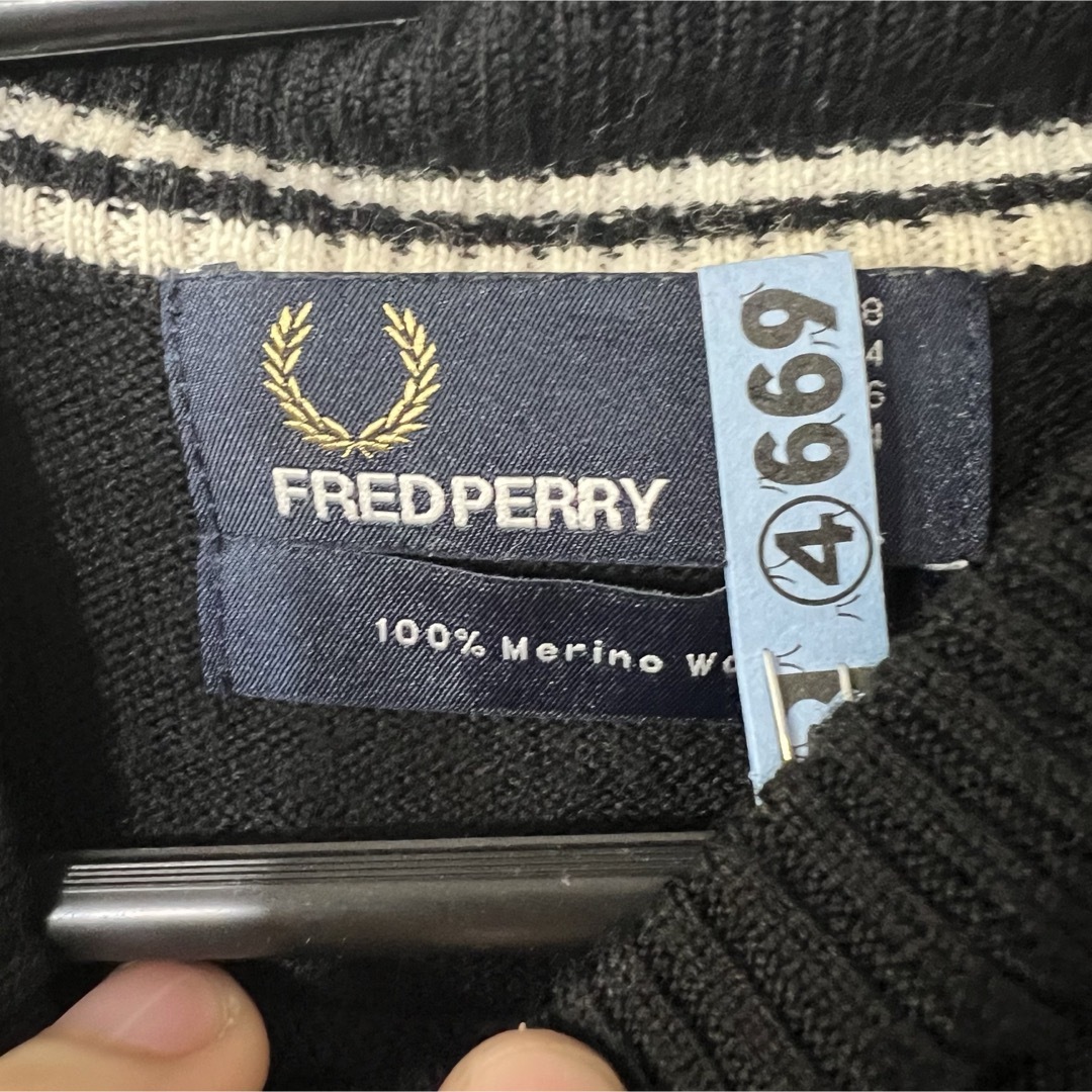 FRED PERRY(フレッドペリー)の【早い者勝】FRED PERRY フレッドペリー  ニット セーター 刺繍 ロゴ レディースのトップス(ニット/セーター)の商品写真