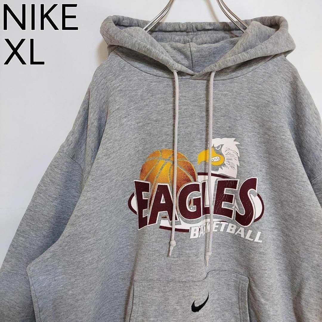NIKE(ナイキ)のNIKE ナイキ センタースウッシュ プリントパーカー バスケ XL グレー メンズのトップス(パーカー)の商品写真