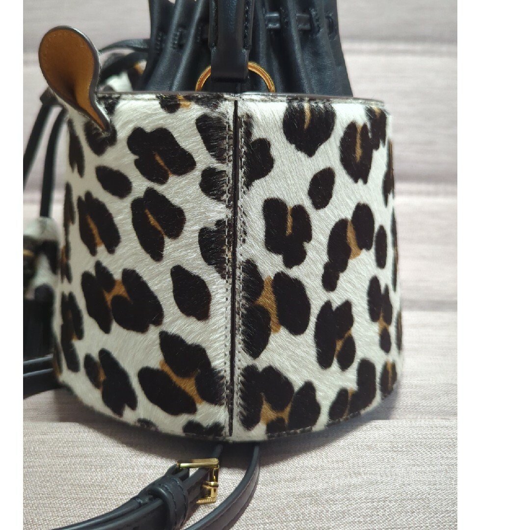 kate spade new york(ケイトスペードニューヨーク)のkate spade　NEW YORK　レオパード レディースのバッグ(ショルダーバッグ)の商品写真