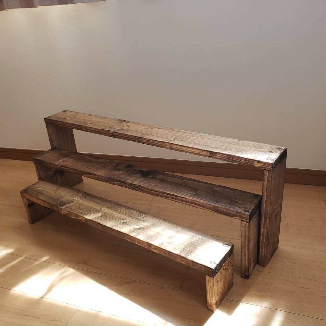 古材風　三段木製　プランタースタンド大型 ハンドメイドのインテリア/家具(家具)の商品写真