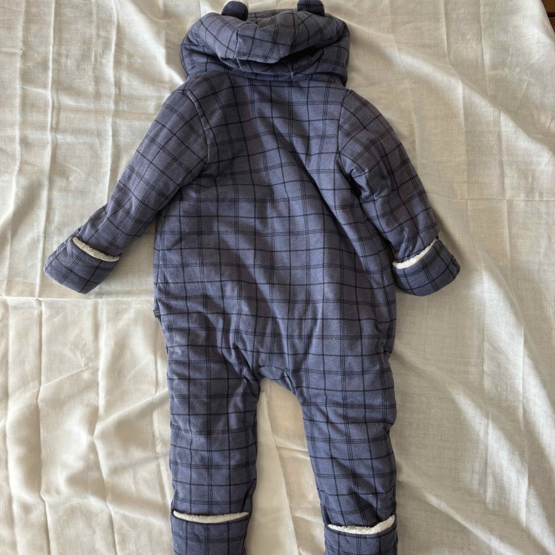 babyGAP(ベビーギャップ)のベビーギャップ くま耳   ボア ロンパース 足つき ジャンプスーツ キッズ/ベビー/マタニティのベビー服(~85cm)(カバーオール)の商品写真