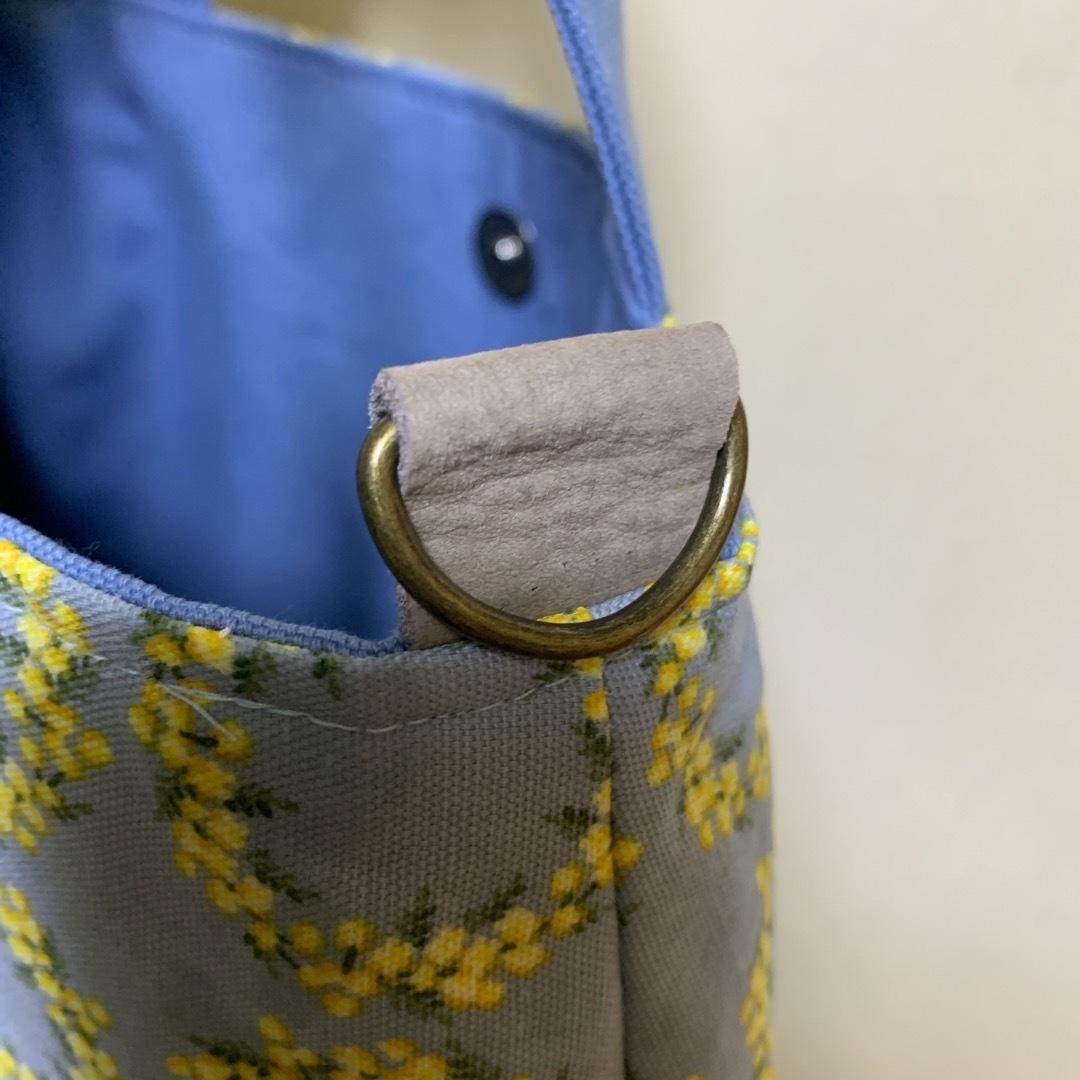 のん様専用♥︎ミモザ柄　大きめ丸い底トートバック♣︎ハンドメイド ハンドメイドのファッション小物(バッグ)の商品写真
