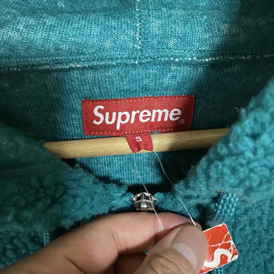 Supreme(シュプリーム)の正規品 Supreme モコモコ ボアフリースハーフジップパーカー メンズのトップス(パーカー)の商品写真