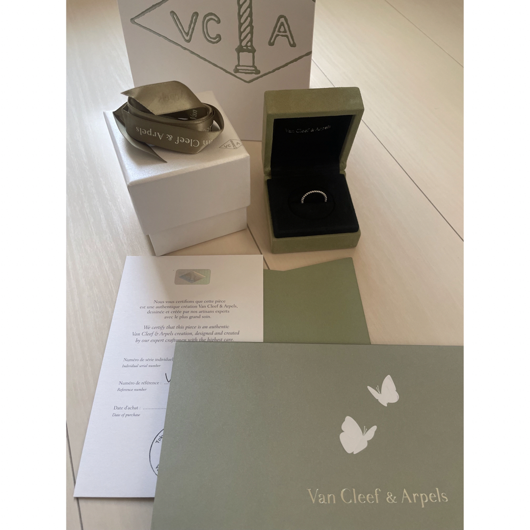 Van Cleef & Arpels(ヴァンクリーフアンドアーペル)のペルレ 52 ♡新品最終価格ホワイトゴールド♡12号　WG ヴァンクリ　バンクリ レディースのアクセサリー(リング(指輪))の商品写真