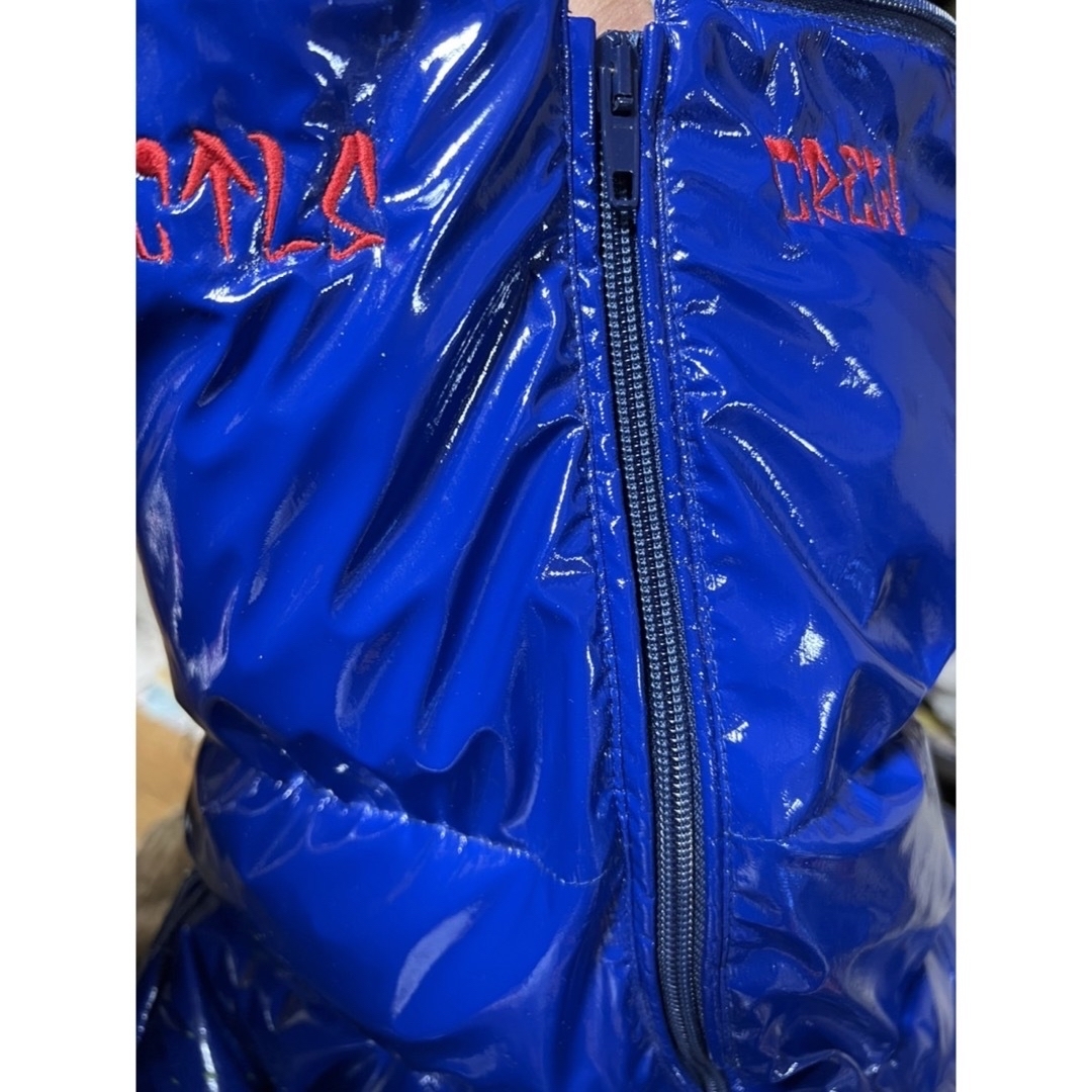 VETEMENTS(ヴェトモン)のcvtvlist×VETEMENTS カスタムジャケット　青 メンズのジャケット/アウター(ナイロンジャケット)の商品写真