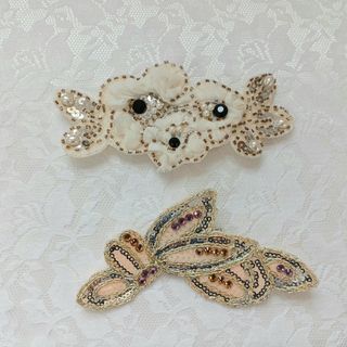 ★ 新品未使用　ビーズ刺繍のブローチ&ヘアクリップ(市販品)2点セット(バレッタ/ヘアクリップ)