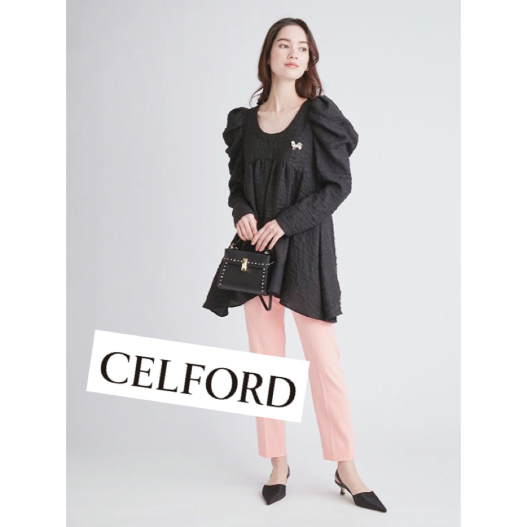 CELFORD(セルフォード)の美品　セルフォード　celford パワショル　チュニック　ブラウス　ホワイト レディースのトップス(シャツ/ブラウス(長袖/七分))の商品写真