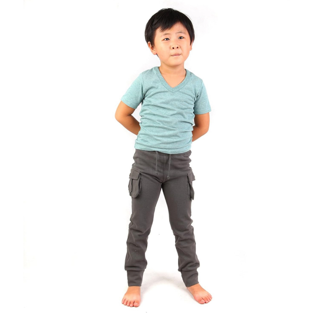 H STYLE キッズ ストレッチカーゴ パンツ 長ズボン 95 チャコール  キッズ/ベビー/マタニティのキッズ服男の子用(90cm~)(パンツ/スパッツ)の商品写真