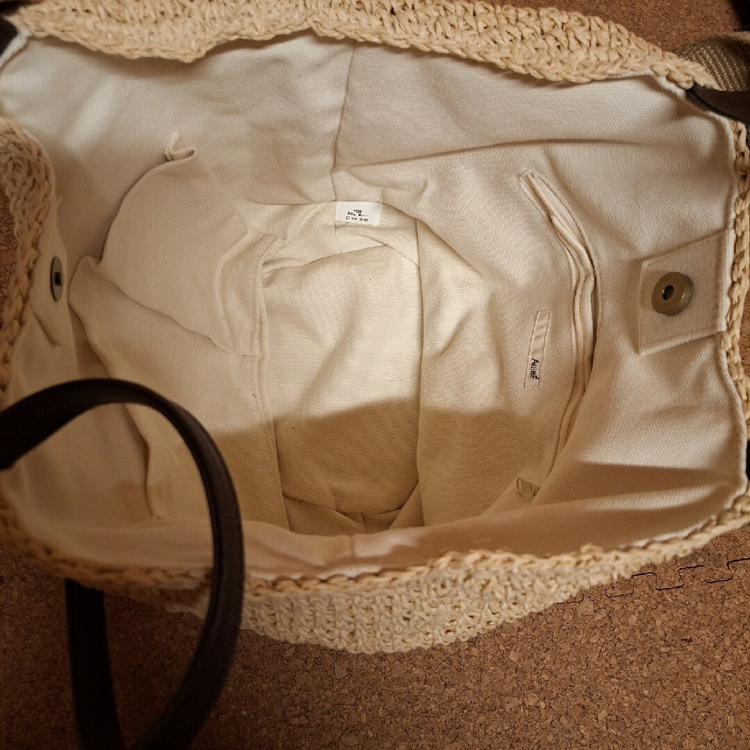 AuieF(アウィーエフ)のカゴバッグ レディースのバッグ(かごバッグ/ストローバッグ)の商品写真
