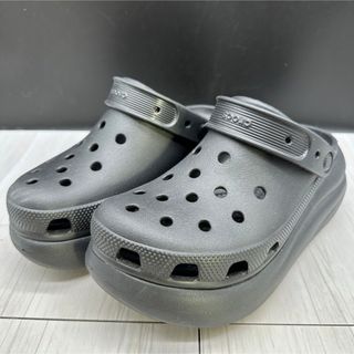 クロックス(crocs)の【crocs】クロックス 23 サンダル 厚底 W7 ブラック②(サンダル)