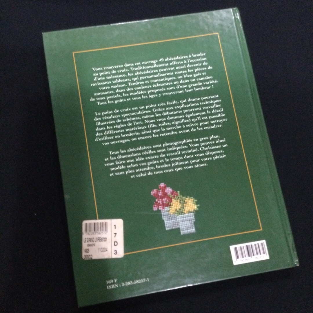 クロスステッチ 洋書 フランス語 刺繍 アルファベット 刺しゅう クロスステッチ 洋書 フランス語 刺繍 アルファベット 刺しゅう