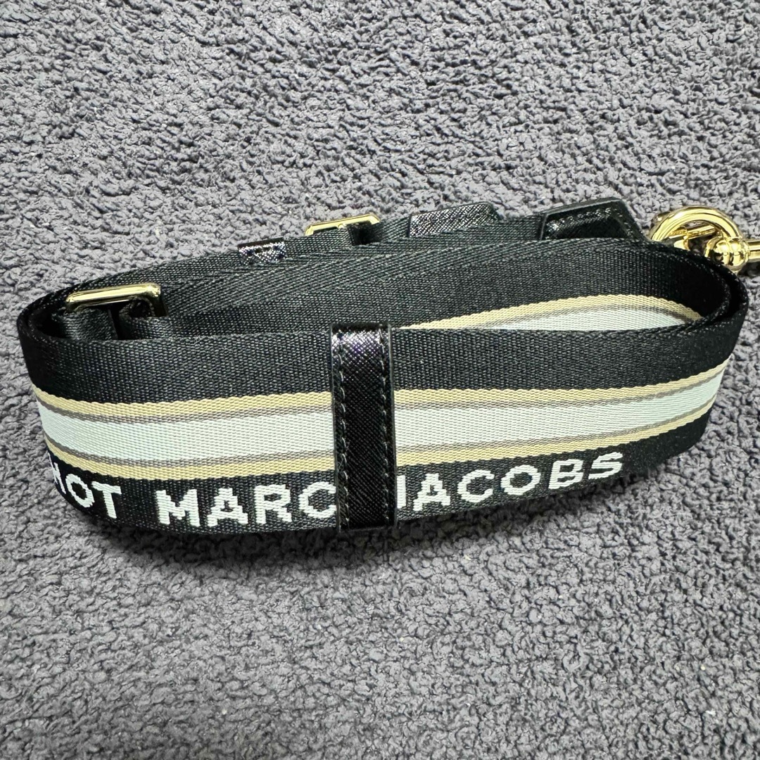 MARC JACOBS(マークジェイコブス)の【GW限定値下】MARCJACOBS スナップショット カメラバッグ ホワイト  レディースのバッグ(ショルダーバッグ)の商品写真