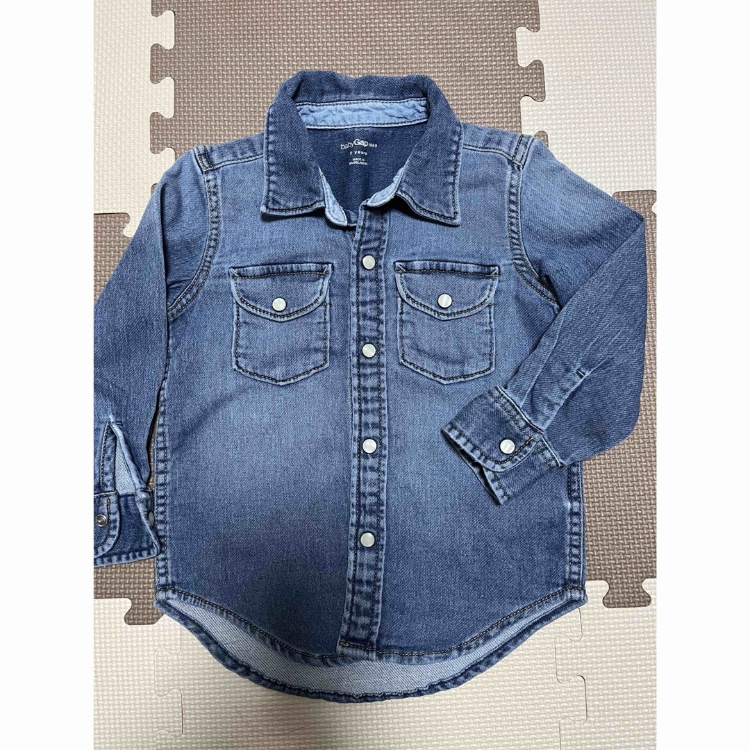 babyGAP(ベビーギャップ)の《値下げ》　ベビーギャップ　長袖　3枚 キッズ/ベビー/マタニティのキッズ服男の子用(90cm~)(Tシャツ/カットソー)の商品写真