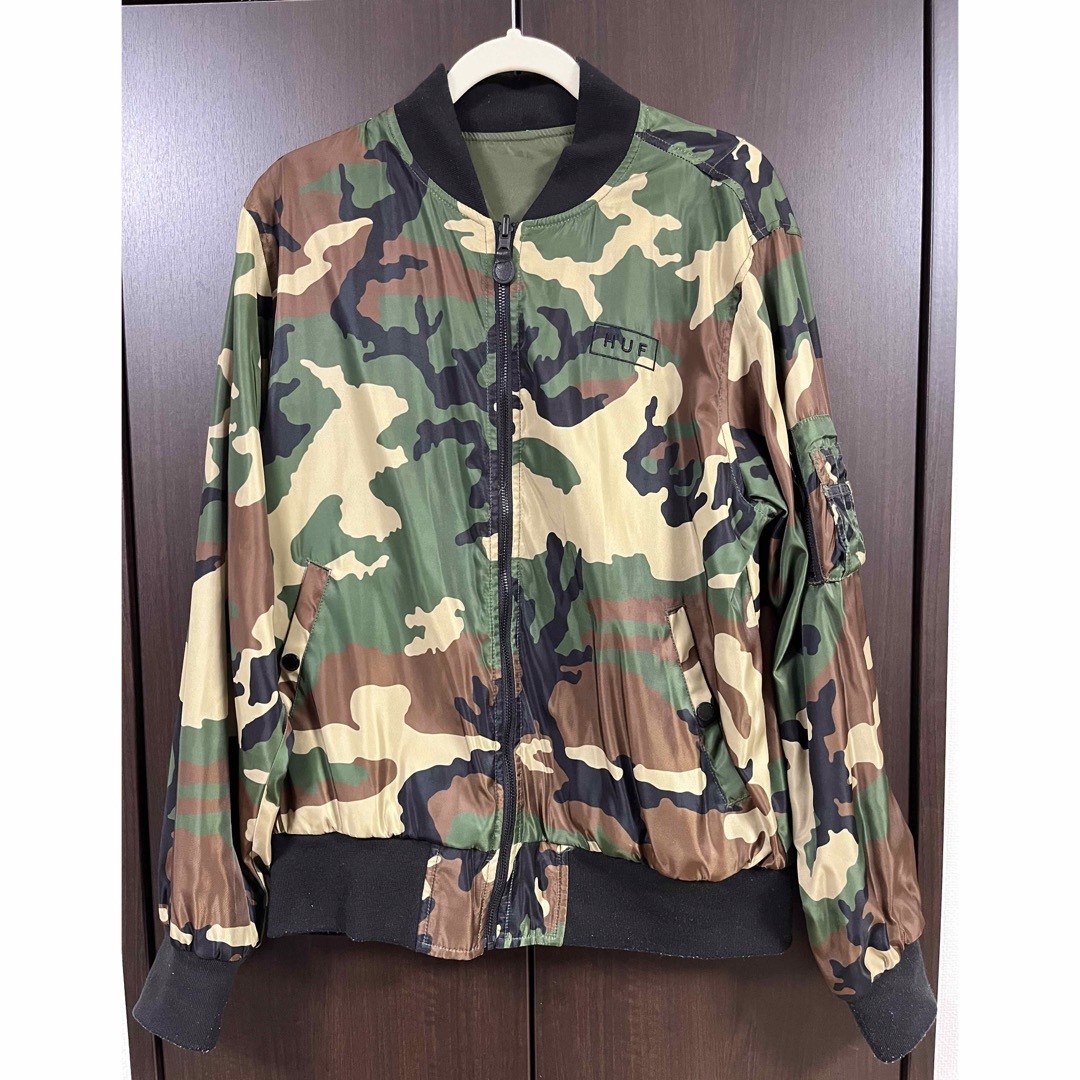 HUF(ハフ)のSTANDARD ISSUE MA-1 JACKET メンズのジャケット/アウター(ブルゾン)の商品写真