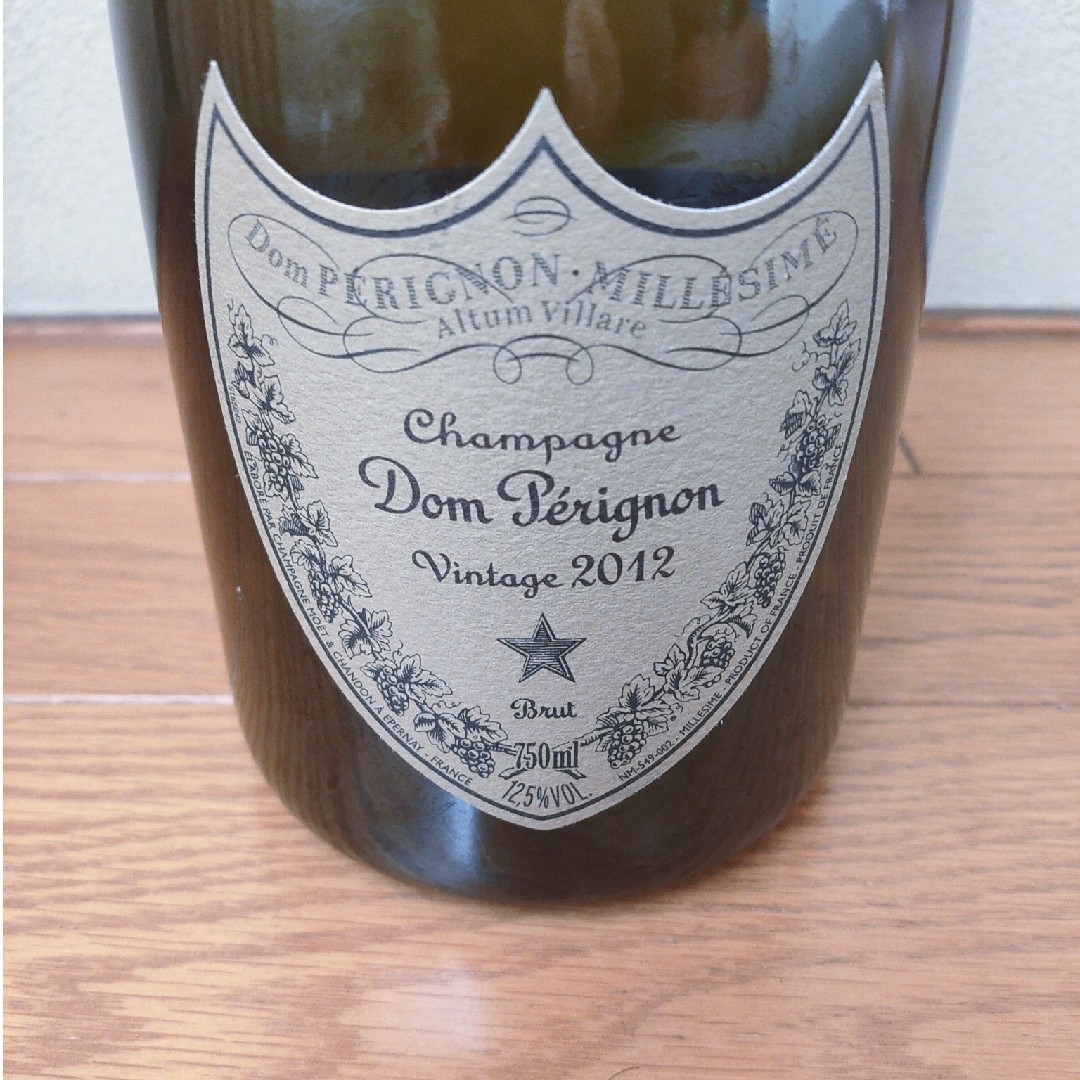 Dom Pérignon(ドンペリニヨン)のドン ペリニヨン2012 食品/飲料/酒の酒(シャンパン/スパークリングワイン)の商品写真