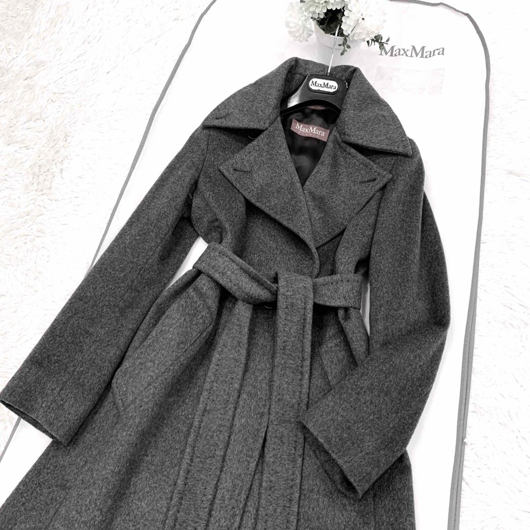 Max Mara(マックスマーラ)の極綺麗‼️マックスマーラ 艶感美しい ピュアカシミヤ100% ベルテッドコート レディースのジャケット/アウター(ロングコート)の商品写真