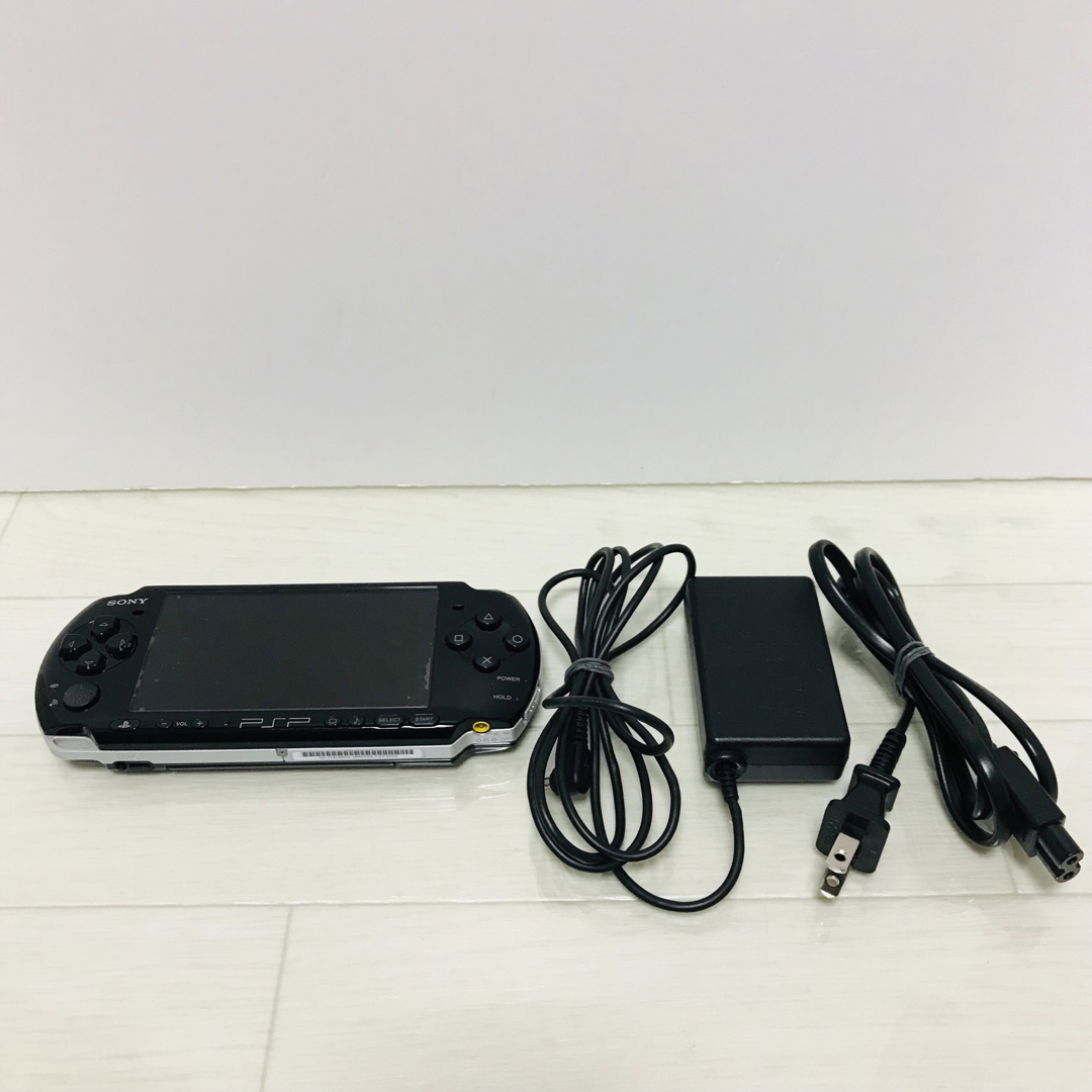 PlayStation Portable(プレイステーションポータブル)のPSP-3000 ピアノブラック PlayStation Portable エンタメ/ホビーのゲームソフト/ゲーム機本体(携帯用ゲーム機本体)の商品写真