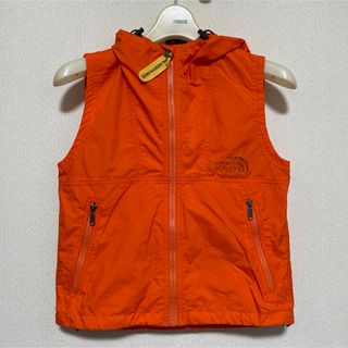 ザノースフェイス(THE NORTH FACE)のTHE NORTH FACE フード付きベスト(ジャケット/上着)