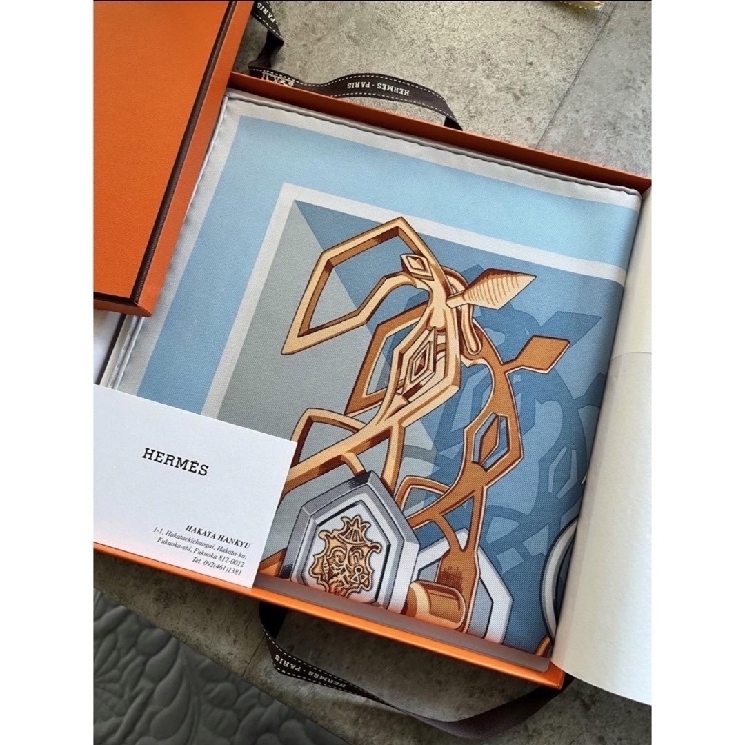 Hermes(エルメス)のエルメス　スカーフ　新品未使用　カレ 90  レディースのファッション小物(バンダナ/スカーフ)の商品写真