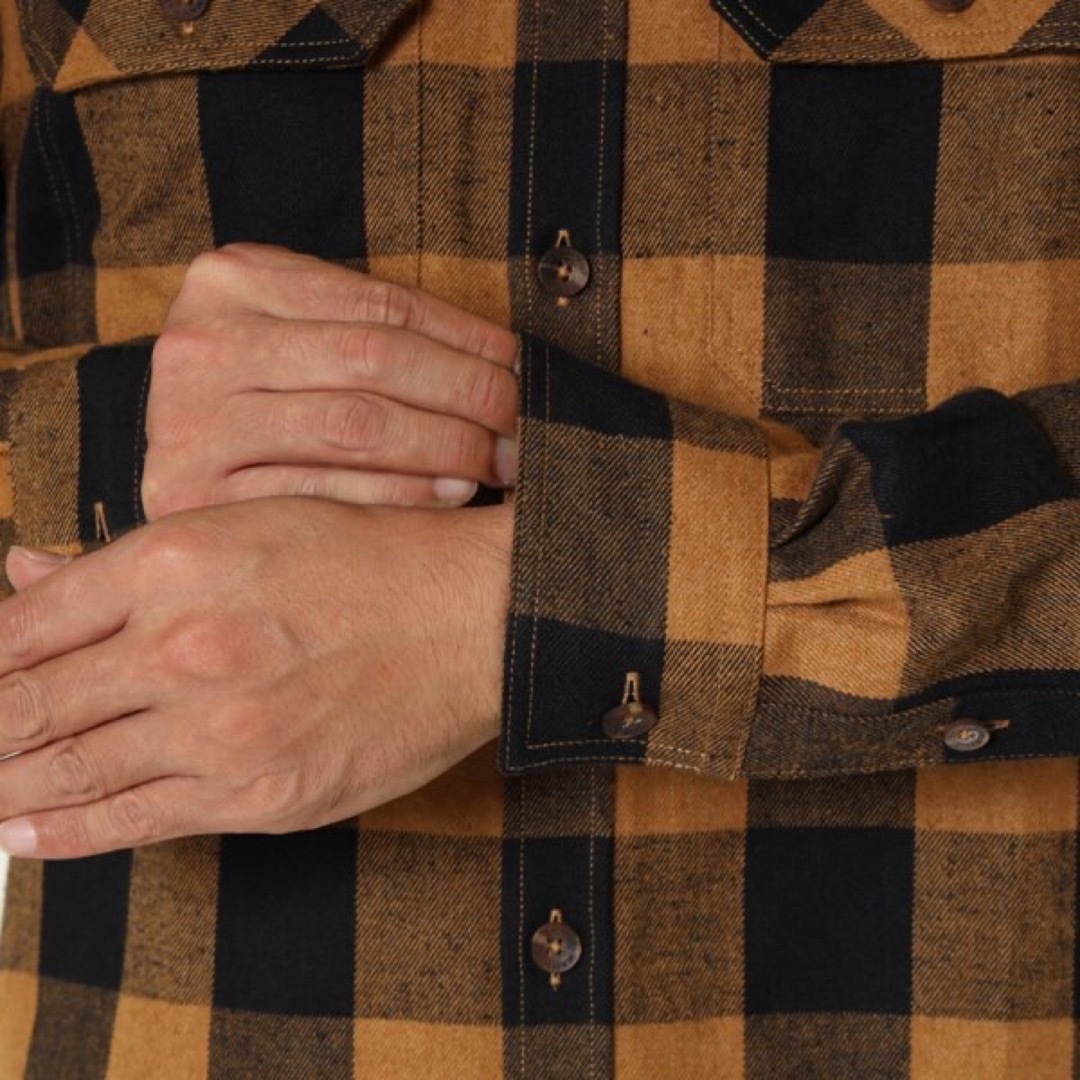 Mammut(マムート)のMAMMUT マムート 長袖シャツ 1015-01430 ブラウン メンズM新品 メンズのトップス(Tシャツ/カットソー(半袖/袖なし))の商品写真