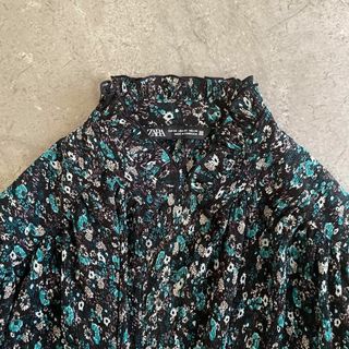 ザラ(ZARA)のZARA ザラ BASIC ベーシック ブラウス シャツ トップス 花柄(シャツ/ブラウス(長袖/七分))