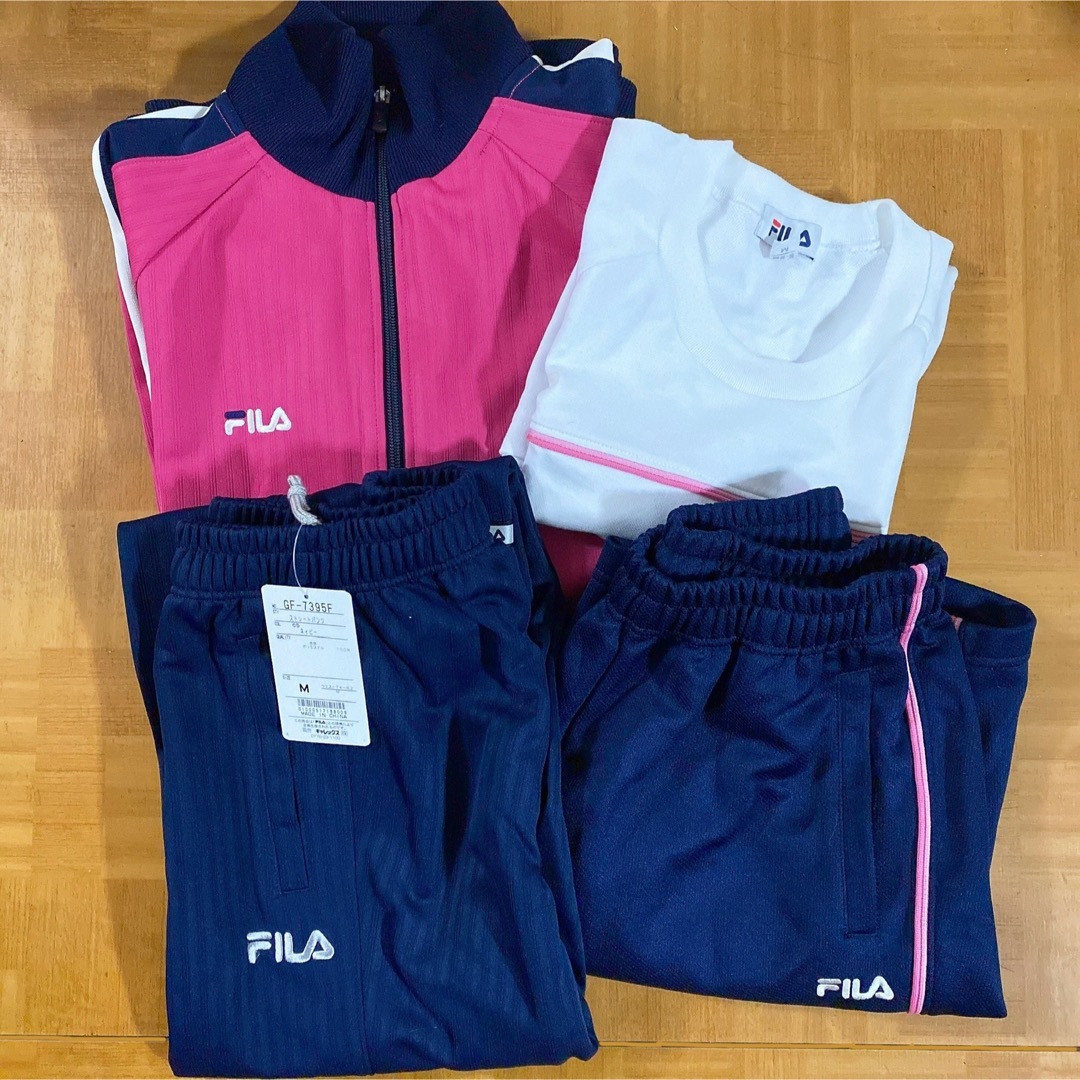 FILA(フィラ)のFILA 体育着 体操着 ジャージ上下セット レディースのレディース その他(セット/コーデ)の商品写真