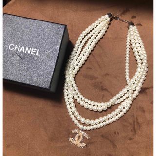 バックモチーフが可愛いCHANEL   ヴィンテージパールネックレス