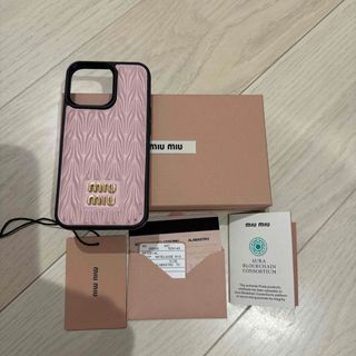 ミュウミュウ(miumiu)の【いちご様専用】MIU MIU iPhone13Pro iPhoneケース のみ(iPhoneケース)