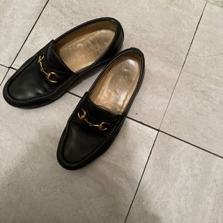 グッチ(Gucci)のgucci ローファー　vintage サイズ36(ローファー/革靴)