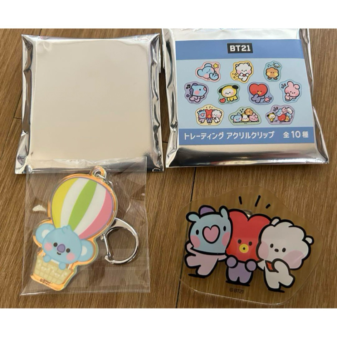 BT21 トレーディングオーロラアクリルキーホルダー&アクリルクリップ エンタメ/ホビーのおもちゃ/ぬいぐるみ(キャラクターグッズ)の商品写真