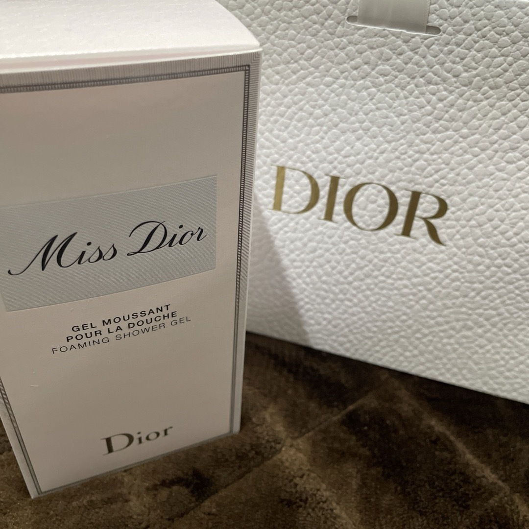 新品☆DIOR ミスディオール シャワージェル☆ギフトバッグ付