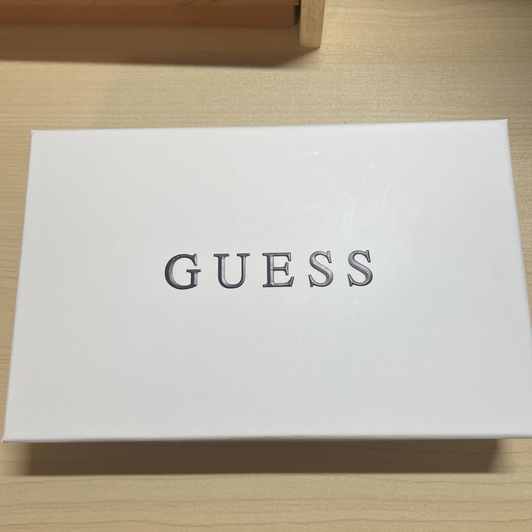 GUESS(ゲス)のGUESS  財布 ピンク レディースのファッション小物(財布)の商品写真