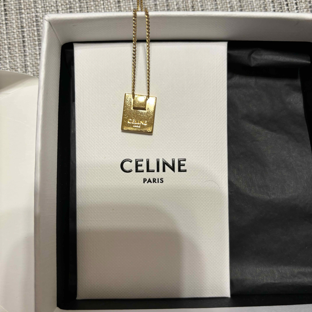 celine(セリーヌ)のCeline Cイニシャルネックレス レディースのアクセサリー(ネックレス)の商品写真