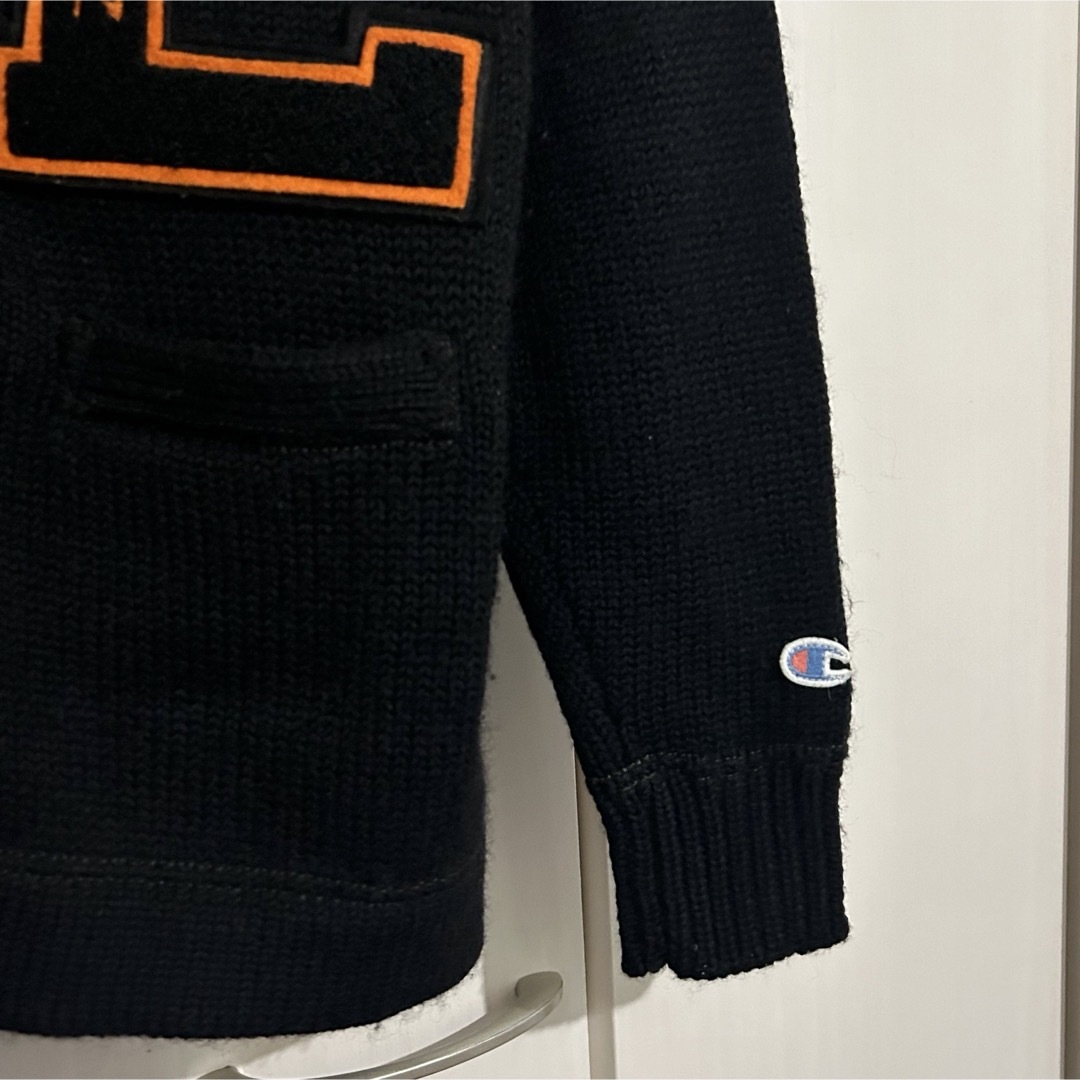 Champion(チャンピオン)のchampion チャンピオン レタード  カーディガン ブラック 復刻 メンズのトップス(カーディガン)の商品写真