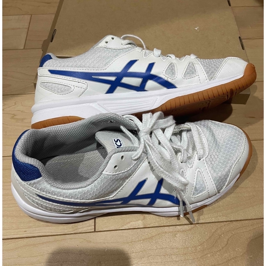 asics(アシックス)の【値下げ】アシックス 体育館シューズ キッズ/ベビー/マタニティのキッズ靴/シューズ(15cm~)(スクールシューズ/上履き)の商品写真