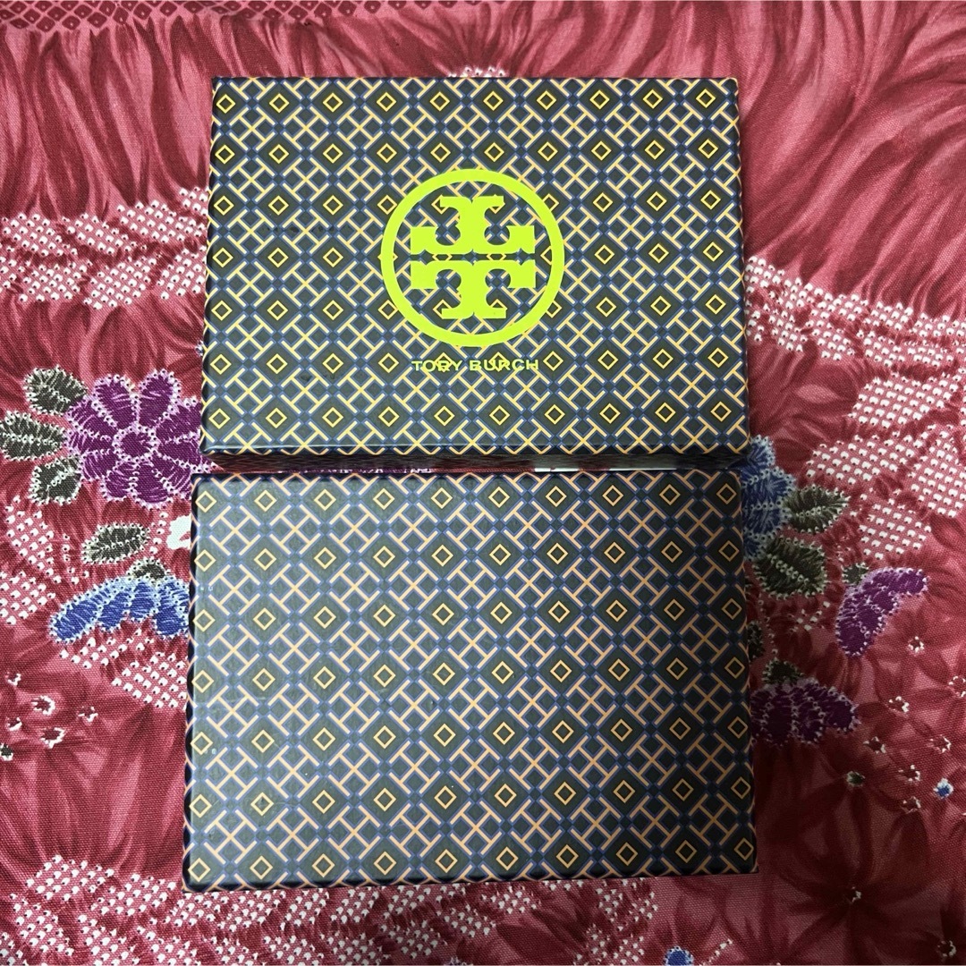 Tory Burch(トリーバーチ)のトリーバーチ　お財布　三つ折り　折りたたみ財布 メンズのファッション小物(折り財布)の商品写真