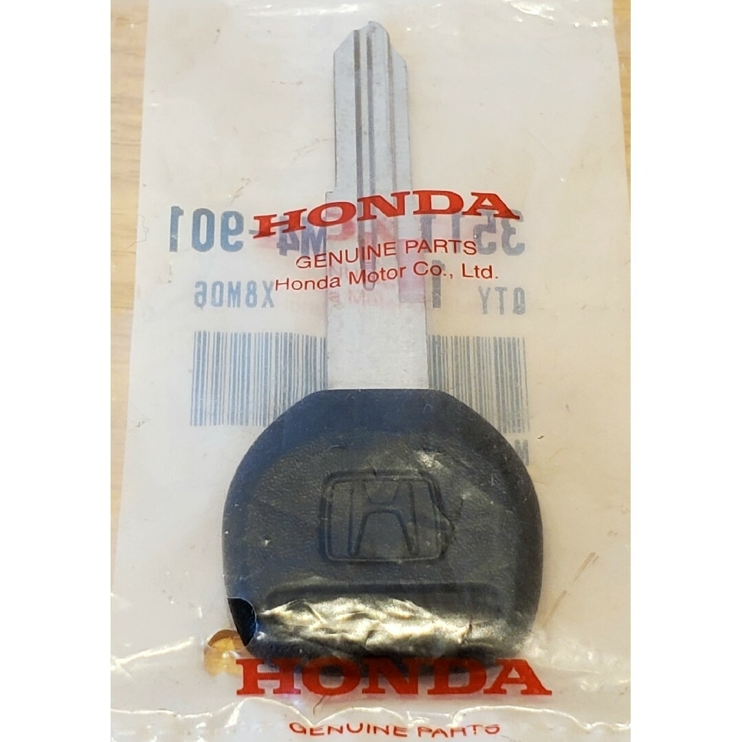 ホンダ(ホンダ)のHONDA 純正 ブランクキー  カギ 鍵 鍵屋で削って下さい 日本製 正規品 自動車/バイクの自動車(汎用パーツ)の商品写真