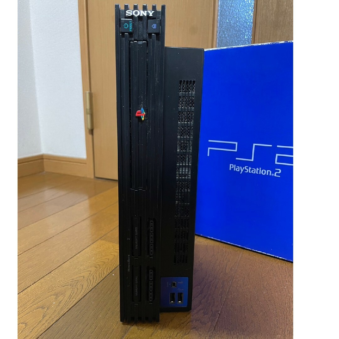 PlayStation2(プレイステーション2)のps2本体セット☆すぐに遊べます エンタメ/ホビーのゲームソフト/ゲーム機本体(家庭用ゲーム機本体)の商品写真