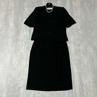 ラピーヌ(LAPINE)のLAPINE ROUGE セットアップ 半袖 ブラックフォーマル 喪服 15号(礼服/喪服)