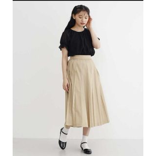 メルロー(merlot)の新品 merlot(メルロー) ドット柄シフォンシャーリングブラウ　ブラウス(シャツ/ブラウス(半袖/袖なし))