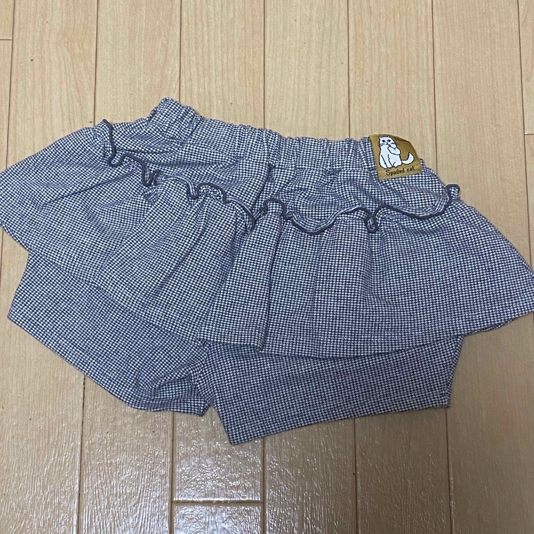 nino(ニノ)のnino＊フリルショートパンツ【110】 キッズ/ベビー/マタニティのキッズ服女の子用(90cm~)(パンツ/スパッツ)の商品写真