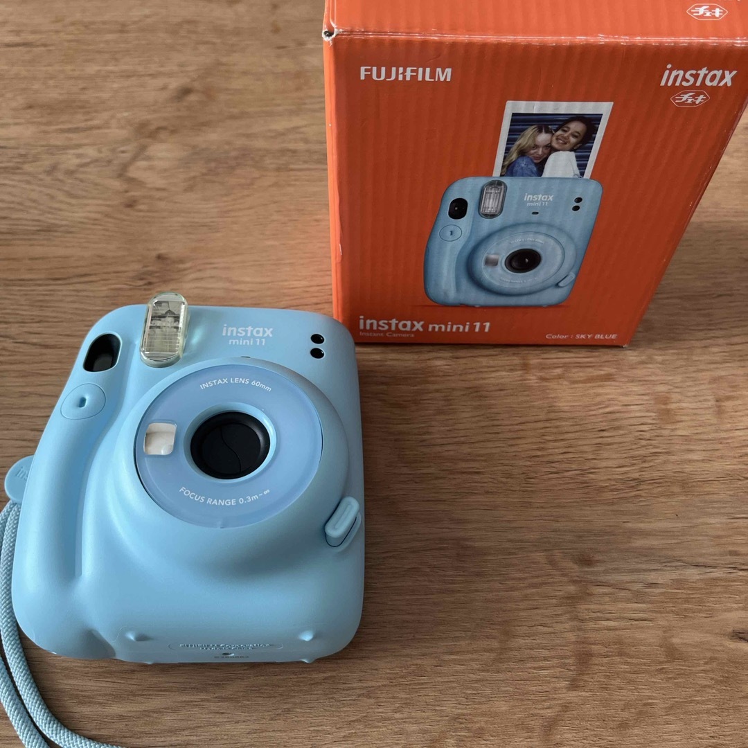 富士フイルム(フジフイルム)のFUJI FILM INSTAX MINI 11 SKY BLUE インスタント スマホ/家電/カメラのカメラ(フィルムカメラ)の商品写真