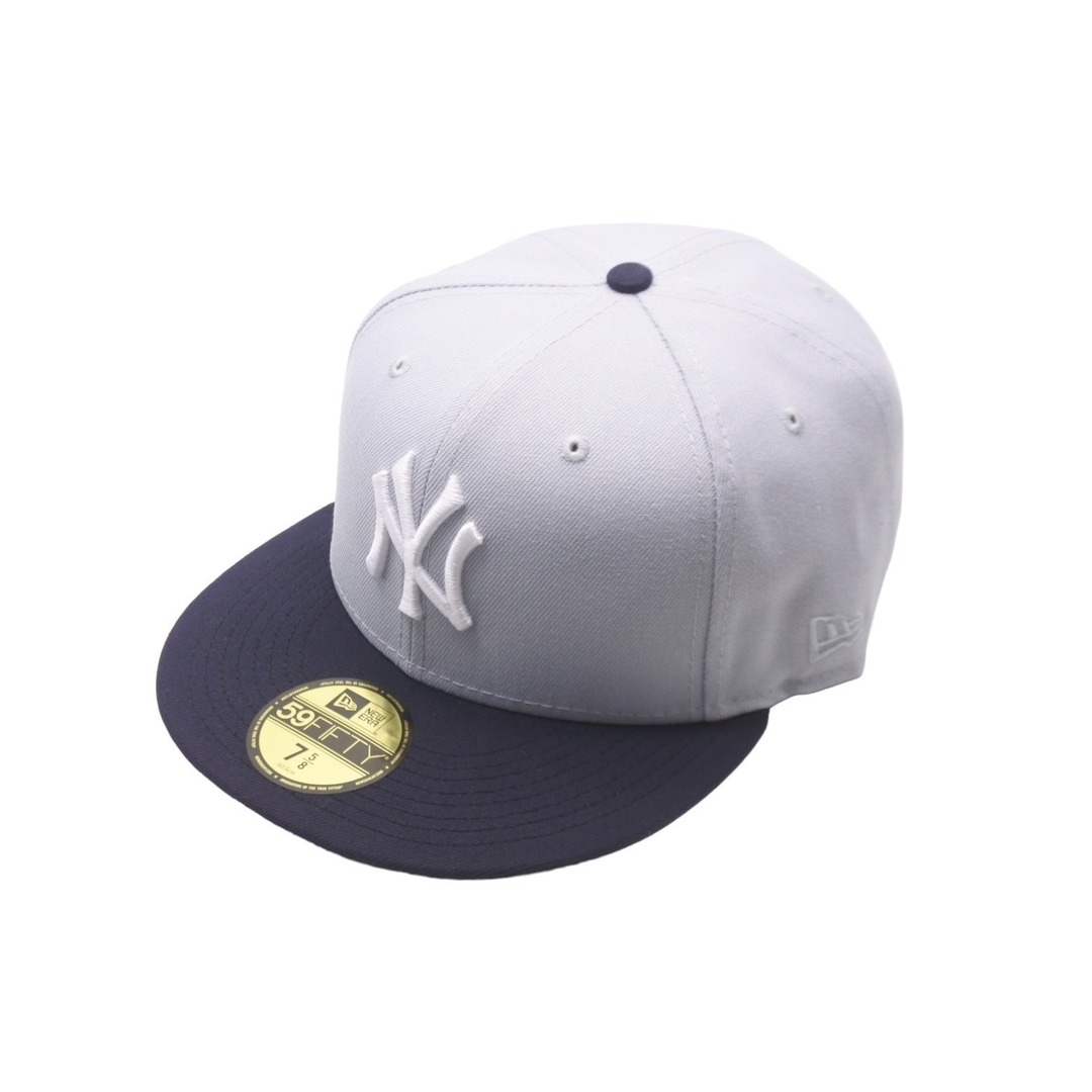 NEW ERA(ニューエラー)の新品未使用 NEW ERA New york Yankees ニューエラ ニューヨークヤンキース キャップ グレー グリーンブリム 7 5/8 中古 59752 レディースの帽子(キャップ)の商品写真