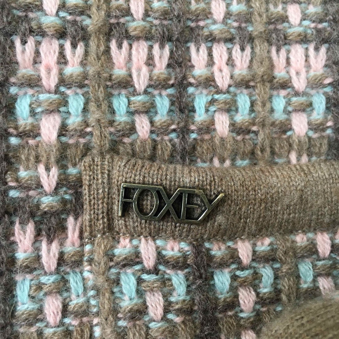 FOXEY(フォクシー)の美品　FOXEY フォクシー　カシミヤ100% ニット　ジャケット レディースのジャケット/アウター(ノーカラージャケット)の商品写真