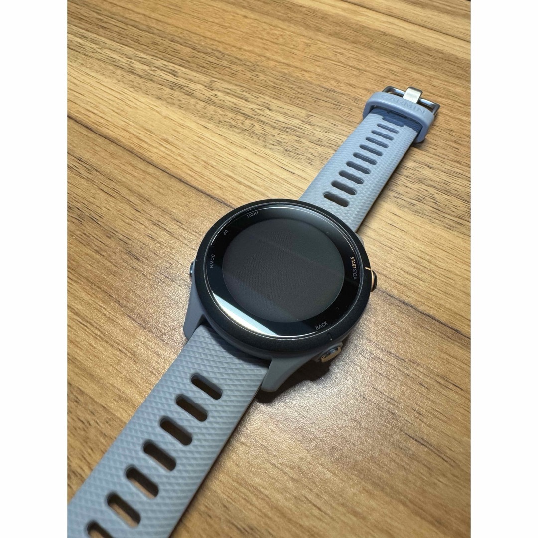 GARMIN(ガーミン)のGarmin Forerunner 255S 本体のみ スポーツ/アウトドアのトレーニング/エクササイズ(トレーニング用品)の商品写真