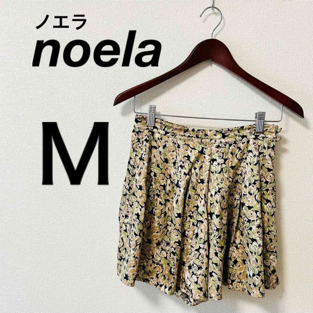 Noela(ノエラ)の【週末セール】キュロットスカート ノエラ 花柄 ゴールド×ブラック×グリーン レディースのパンツ(キュロット)の商品写真
