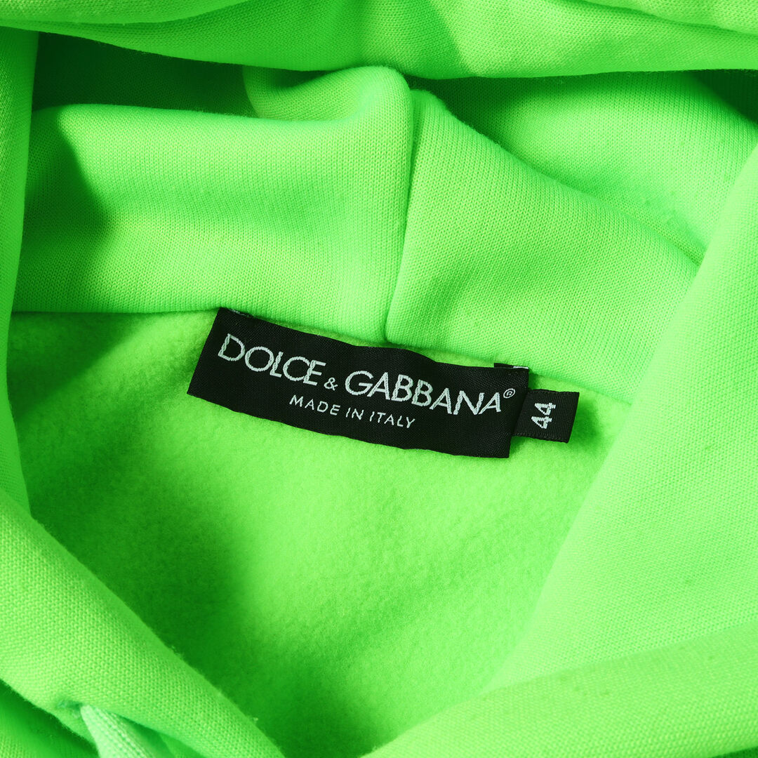 DOLCE&GABBANA(ドルチェアンドガッバーナ)のDOLCE&GABBANA ドルチェ&ガッバーナ パーカー サイズ:44 22SS ワンポイント DG ロゴ エンブレム ポリ ジャージー パーカー トップス フーディー プルオーバー 裏起毛 ネオングリーン イタリア製【メンズ】【中古】 メンズのトップス(パーカー)の商品写真